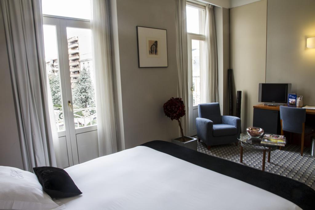 Gran Hotel Albacete Kültér fotó